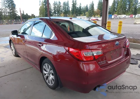 2015 Subaru Legacy 2.5I Premium z USA, uszkodzony, nr VIN 4S3BNAC61F3027456